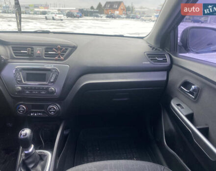 Черный Киа Рио, объемом двигателя 1.59 л и пробегом 250 тыс. км за 6900 $, фото 15 на Automoto.ua