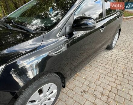 Черный Киа Рио, объемом двигателя 1.59 л и пробегом 160 тыс. км за 8200 $, фото 4 на Automoto.ua