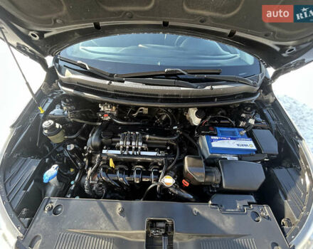 Чорний Кіа Ріо, об'ємом двигуна 1.59 л та пробігом 93 тис. км за 8999 $, фото 27 на Automoto.ua