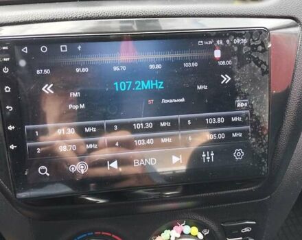 Чорний Кіа Ріо, об'ємом двигуна 1.4 л та пробігом 123 тис. км за 7600 $, фото 11 на Automoto.ua