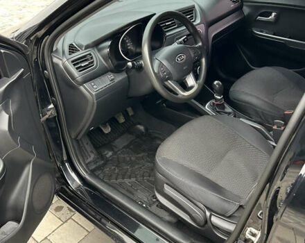 Черный Киа Рио, объемом двигателя 1.4 л и пробегом 111 тыс. км за 7500 $, фото 10 на Automoto.ua