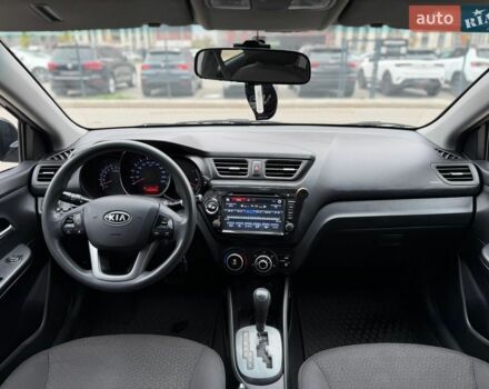 Чорний Кіа Ріо, об'ємом двигуна 1.4 л та пробігом 202 тис. км за 6900 $, фото 8 на Automoto.ua
