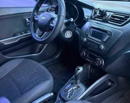Черный Киа Рио, объемом двигателя 1.6 л и пробегом 292 тыс. км за 7020 $, фото 10 на Automoto.ua
