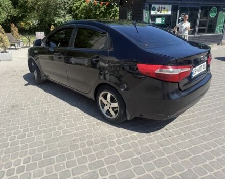 Черный Киа Рио, объемом двигателя 1.6 л и пробегом 330 тыс. км за 5500 $, фото 6 на Automoto.ua