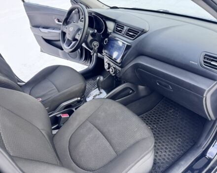 Черный Киа Рио, объемом двигателя 1.4 л и пробегом 160 тыс. км за 7200 $, фото 12 на Automoto.ua