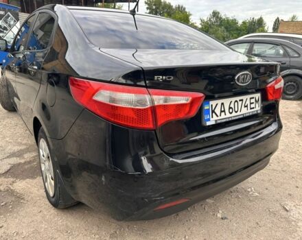 Чорний Кіа Ріо, об'ємом двигуна 1.4 л та пробігом 230 тис. км за 5000 $, фото 4 на Automoto.ua