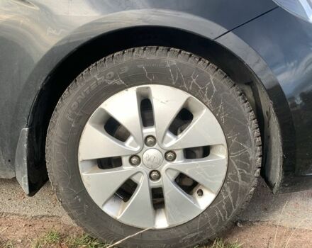 Чорний Кіа Ріо, об'ємом двигуна 1.4 л та пробігом 190 тис. км за 5500 $, фото 20 на Automoto.ua