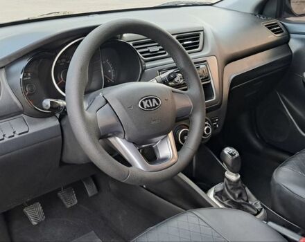 Черный Киа Рио, объемом двигателя 1.4 л и пробегом 89 тыс. км за 6800 $, фото 4 на Automoto.ua
