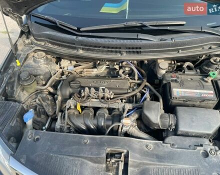 Чорний Кіа Ріо, об'ємом двигуна 1.4 л та пробігом 178 тис. км за 7800 $, фото 11 на Automoto.ua