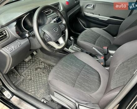 Черный Киа Рио, объемом двигателя 1.59 л и пробегом 160 тыс. км за 8200 $, фото 27 на Automoto.ua