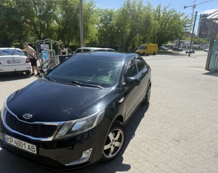 Черный Киа Рио, объемом двигателя 1.6 л и пробегом 330 тыс. км за 5500 $, фото 4 на Automoto.ua