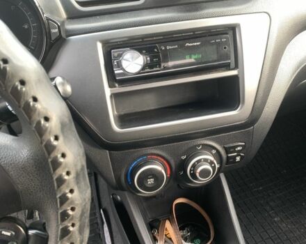 Чорний Кіа Ріо, об'ємом двигуна 1.4 л та пробігом 190 тис. км за 5500 $, фото 14 на Automoto.ua