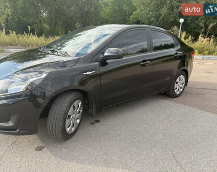 Черный Киа Рио, объемом двигателя 1.4 л и пробегом 74 тыс. км за 8900 $, фото 4 на Automoto.ua