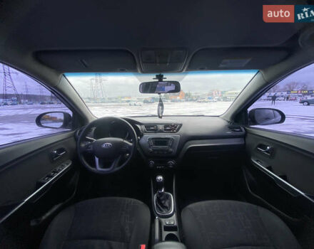 Черный Киа Рио, объемом двигателя 1.59 л и пробегом 249 тыс. км за 6900 $, фото 12 на Automoto.ua