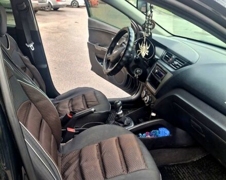 Черный Киа Рио, объемом двигателя 1.4 л и пробегом 197 тыс. км за 7000 $, фото 9 на Automoto.ua