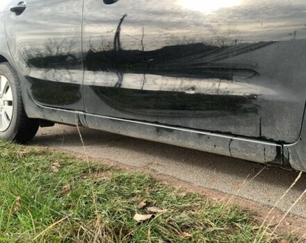 Чорний Кіа Ріо, об'ємом двигуна 1.4 л та пробігом 190 тис. км за 5500 $, фото 18 на Automoto.ua