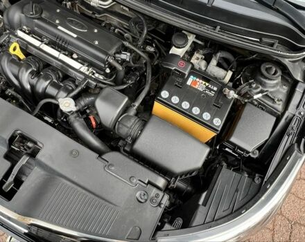 Киа Рио 2012 в Кривом Роге на Automoto.ua Черный Киа Рио, объемом двигателя 1.4 л и пробегом 162 тыс. км за 7800 $, фото 15 на Automoto.ua