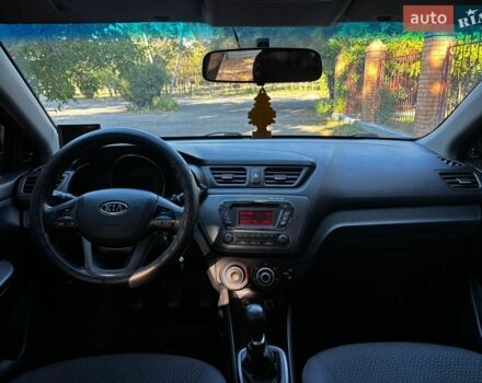 Чорний Кіа Ріо, об'ємом двигуна 1.4 л та пробігом 165 тис. км за 6900 $, фото 22 на Automoto.ua