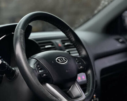 Черный Киа Рио, объемом двигателя 1.6 л и пробегом 231 тыс. км за 7999 $, фото 11 на Automoto.ua