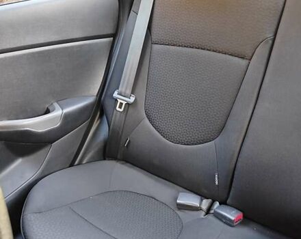 Чорний Кіа Ріо, об'ємом двигуна 1.4 л та пробігом 95 тис. км за 7000 $, фото 6 на Automoto.ua