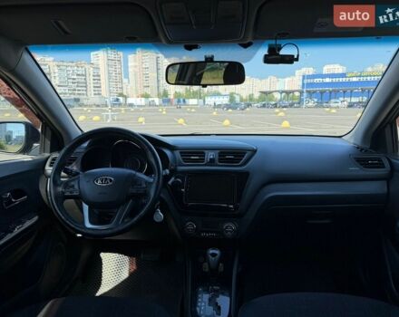 Чорний Кіа Ріо, об'ємом двигуна 1.59 л та пробігом 230 тис. км за 7000 $, фото 12 на Automoto.ua
