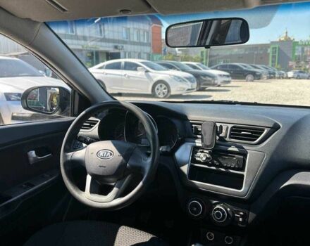 Чорний Кіа Ріо, об'ємом двигуна 1.4 л та пробігом 53 тис. км за 8933 $, фото 13 на Automoto.ua