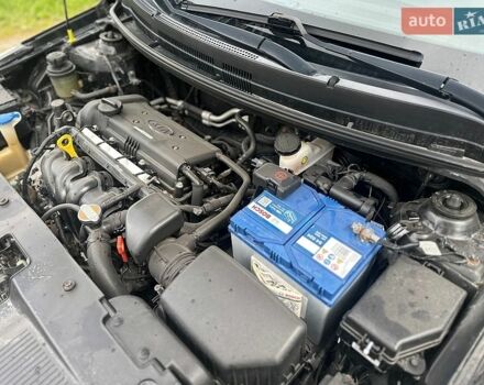 Черный Киа Рио, объемом двигателя 1.4 л и пробегом 108 тыс. км за 7950 $, фото 29 на Automoto.ua