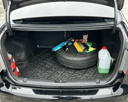 Черный Киа Рио, объемом двигателя 1.4 л и пробегом 111 тыс. км за 7500 $, фото 14 на Automoto.ua