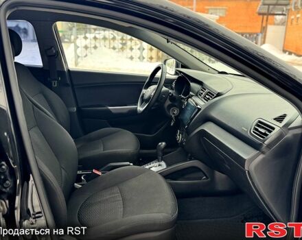 Черный Киа Рио, объемом двигателя 1.4 л и пробегом 155 тыс. км за 7500 $, фото 9 на Automoto.ua