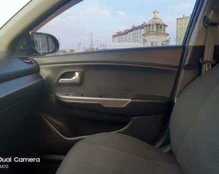 Чорний Кіа Ріо, об'ємом двигуна 1.4 л та пробігом 80 тис. км за 8700 $, фото 4 на Automoto.ua
