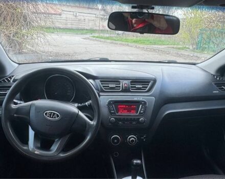 Чорний Кіа Ріо, об'ємом двигуна 1.6 л та пробігом 273 тис. км за 6200 $, фото 6 на Automoto.ua