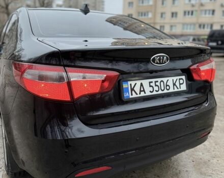 Черный Киа Рио, объемом двигателя 1.6 л и пробегом 210 тыс. км за 8000 $, фото 2 на Automoto.ua