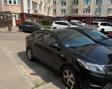 Черный Киа Рио, объемом двигателя 1.4 л и пробегом 115 тыс. км за 8401 $, фото 2 на Automoto.ua