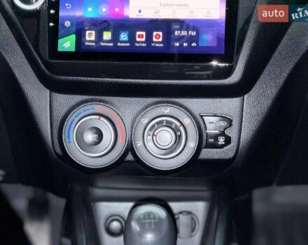 Черный Киа Рио, объемом двигателя 1.4 л и пробегом 220 тыс. км за 8200 $, фото 37 на Automoto.ua