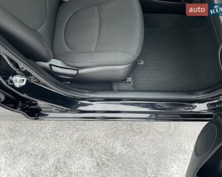 Черный Киа Рио, объемом двигателя 1.4 л и пробегом 124 тыс. км за 9350 $, фото 106 на Automoto.ua