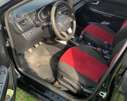 Черный Киа Рио, объемом двигателя 1.4 л и пробегом 212 тыс. км за 7700 $, фото 6 на Automoto.ua