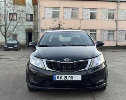 Черный Киа Рио, объемом двигателя 1.4 л и пробегом 305 тыс. км за 4750 $, фото 1 на Automoto.ua
