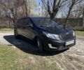 Чорний Кіа Ріо, об'ємом двигуна 1.6 л та пробігом 329 тис. км за 6000 $, фото 2 на Automoto.ua
