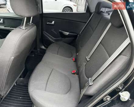 Черный Киа Рио, объемом двигателя 1.4 л и пробегом 185 тыс. км за 6999 $, фото 14 на Automoto.ua