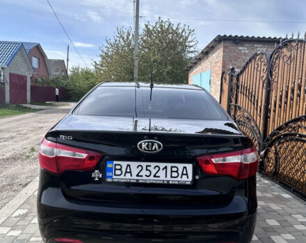 Чорний Кіа Ріо, об'ємом двигуна 1.4 л та пробігом 86 тис. км за 7400 $, фото 3 на Automoto.ua