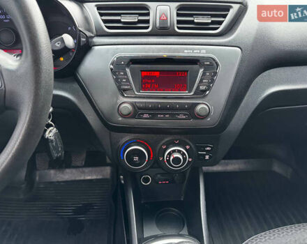 Черный Киа Рио, объемом двигателя 1.4 л и пробегом 185 тыс. км за 6999 $, фото 9 на Automoto.ua