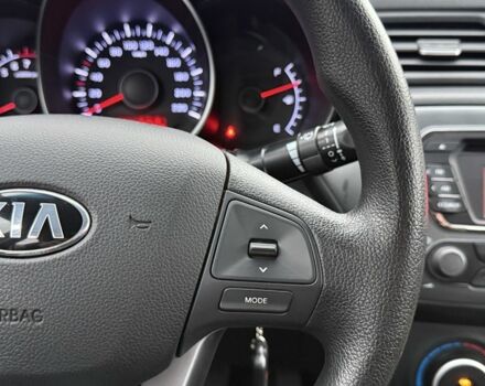 Чорний Кіа Ріо, об'ємом двигуна 1.4 л та пробігом 45 тис. км за 9800 $, фото 14 на Automoto.ua