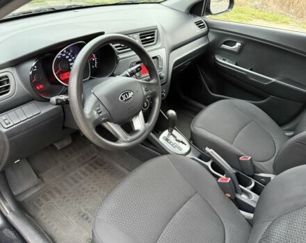 Чорний Кіа Ріо, об'ємом двигуна 1.4 л та пробігом 45 тис. км за 9800 $, фото 10 на Automoto.ua