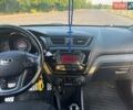 Черный Киа Рио, объемом двигателя 1.6 л и пробегом 155 тыс. км за 8500 $, фото 3 на Automoto.ua