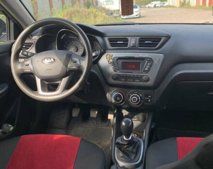 Черный Киа Рио, объемом двигателя 1.4 л и пробегом 212 тыс. км за 7800 $, фото 8 на Automoto.ua