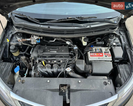 Черный Киа Рио, объемом двигателя 1.4 л и пробегом 305 тыс. км за 4950 $, фото 10 на Automoto.ua