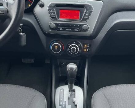 Черный Киа Рио, объемом двигателя 1.4 л и пробегом 124 тыс. км за 9350 $, фото 75 на Automoto.ua