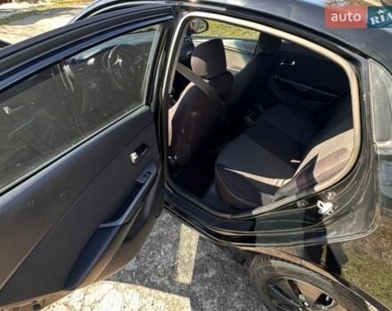 Чорний Кіа Ріо, об'ємом двигуна 1.59 л та пробігом 329 тис. км за 6000 $, фото 8 на Automoto.ua