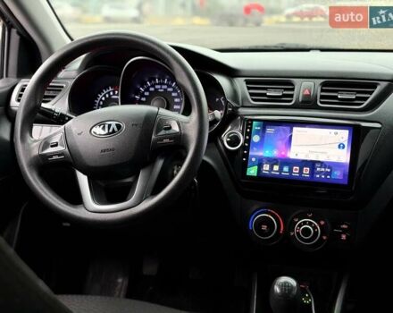 Черный Киа Рио, объемом двигателя 1.4 л и пробегом 220 тыс. км за 8200 $, фото 34 на Automoto.ua