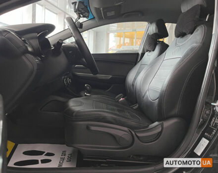Черный Киа Рио, объемом двигателя 1.4 л и пробегом 143 тыс. км за 8500 $, фото 10 на Automoto.ua